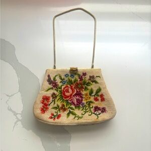 Vintage Embroidered Flower Purse